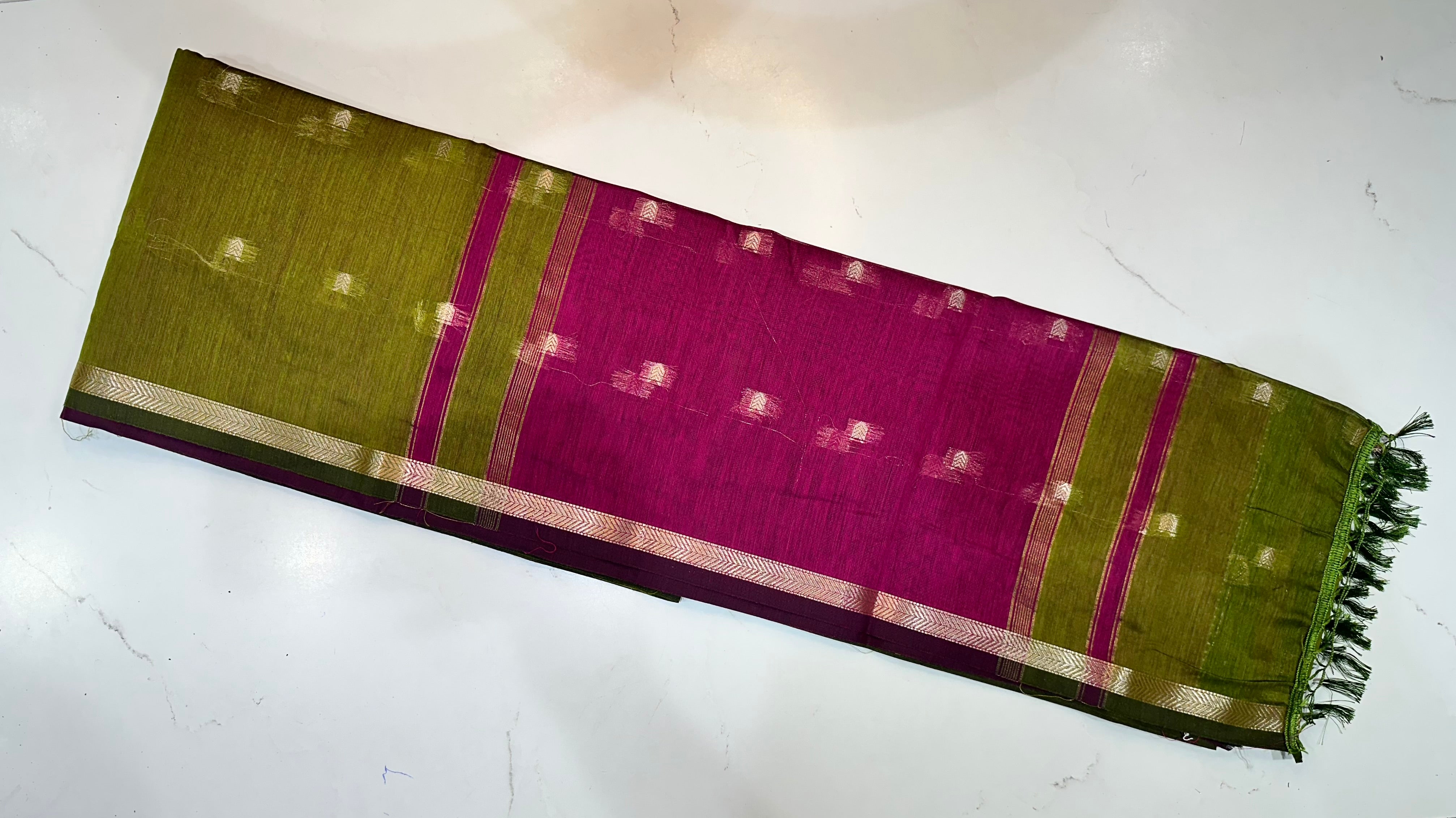 Maheshwari Cotton ( Olive Green & Pink Pallu )