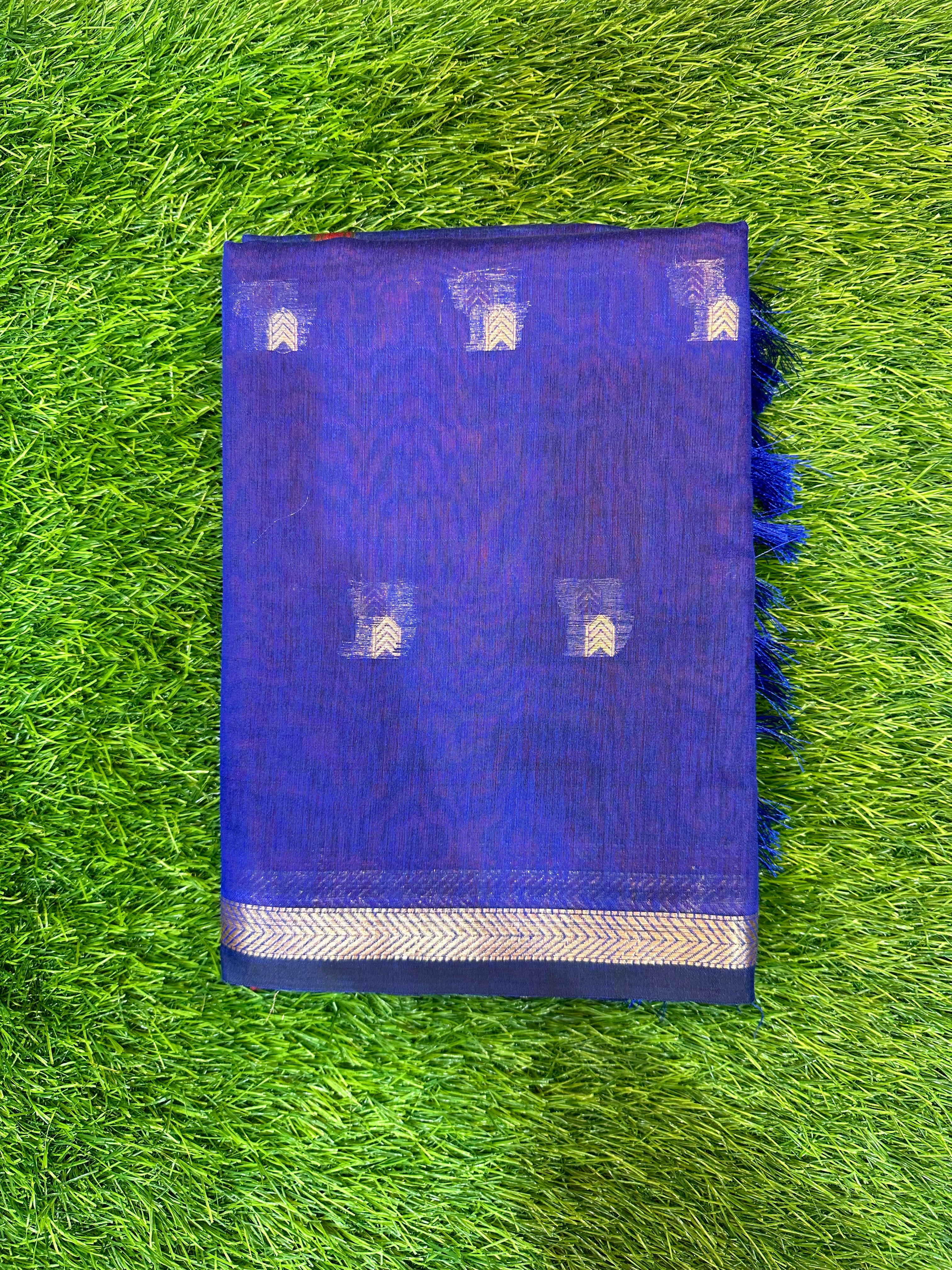 Maheshwari Cotton ( Royal blue with deep red pallu )