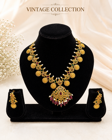 Vintage Collection Temple Necklace Set