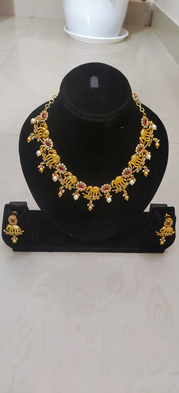 Temple Elephant Ruby Neck Set