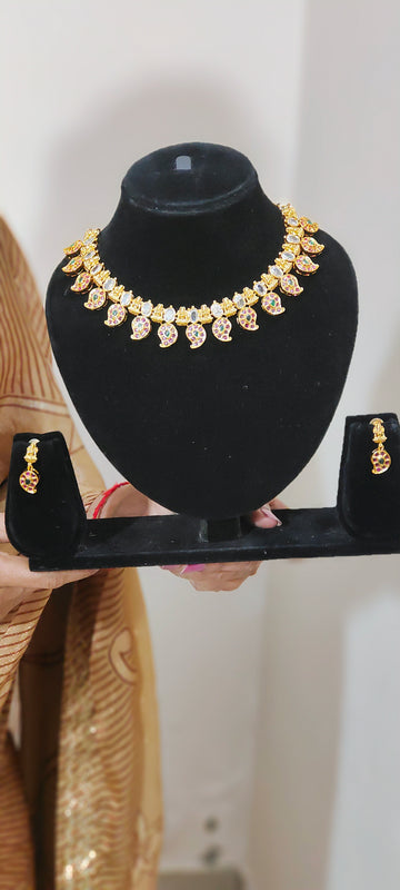 TRADITIONAL MANGO DESGIN NECKSET