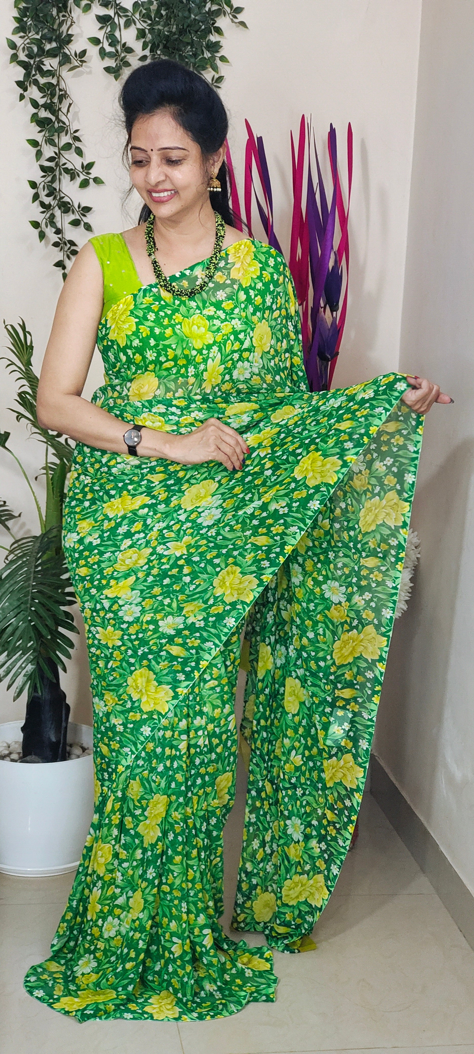 GREEN D