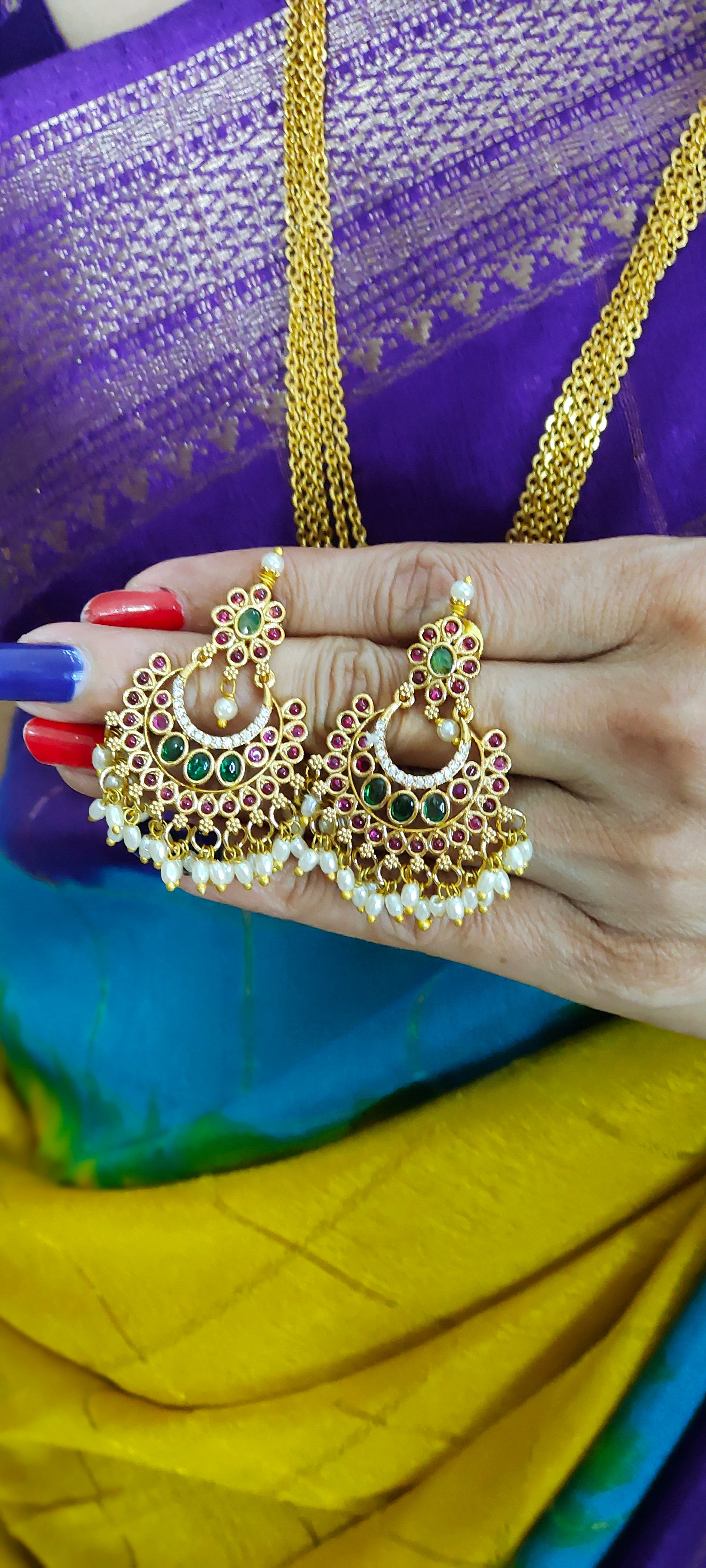 EARINGS