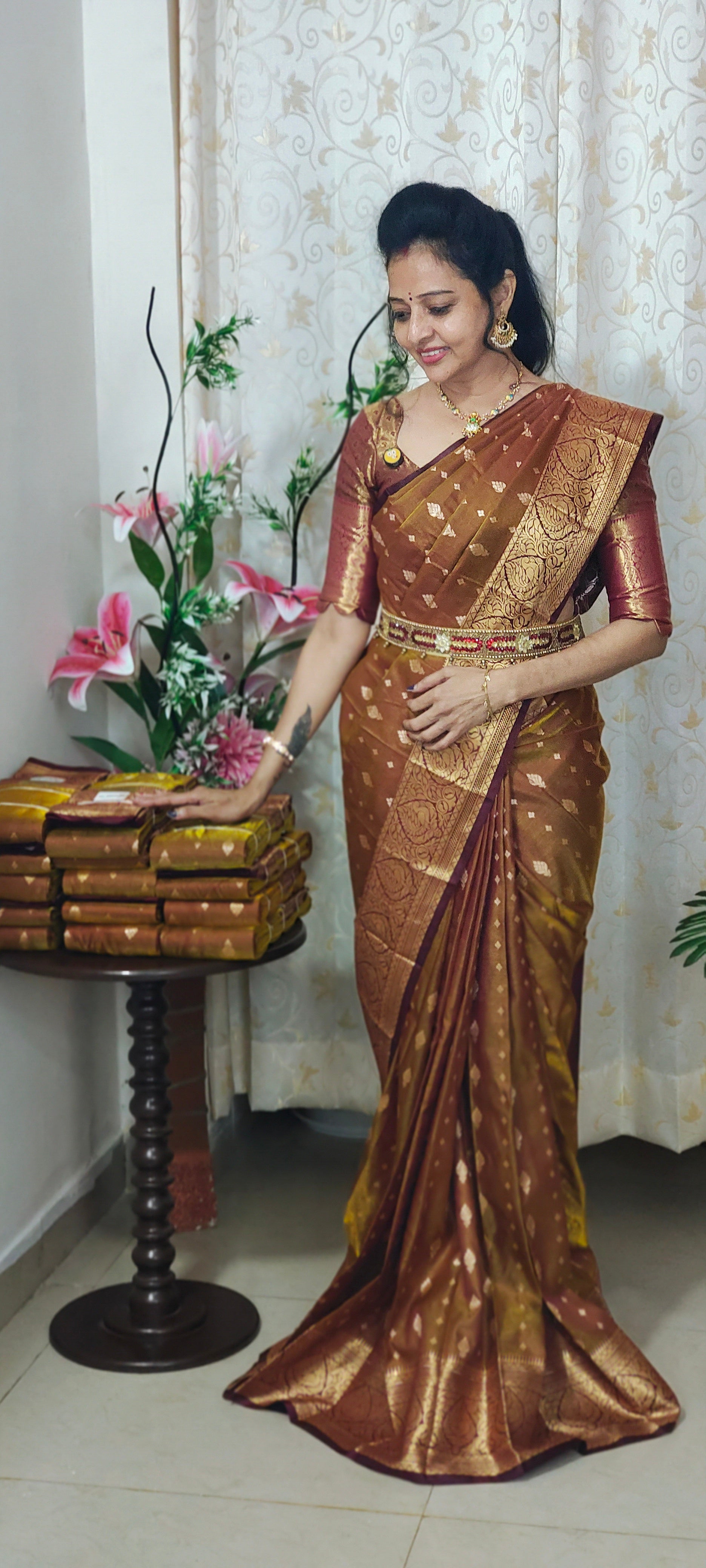 BROWN PATTU