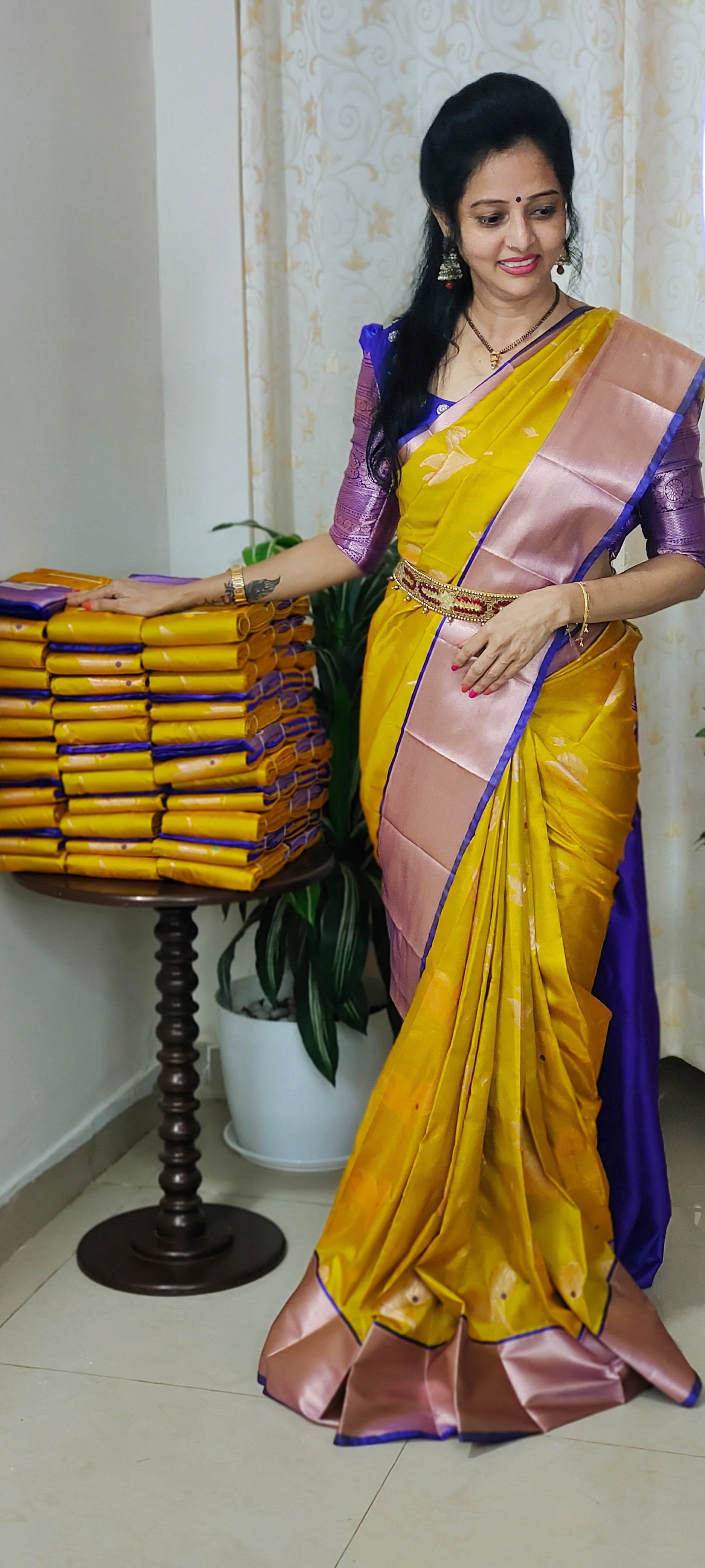 YELLOW PATTU
