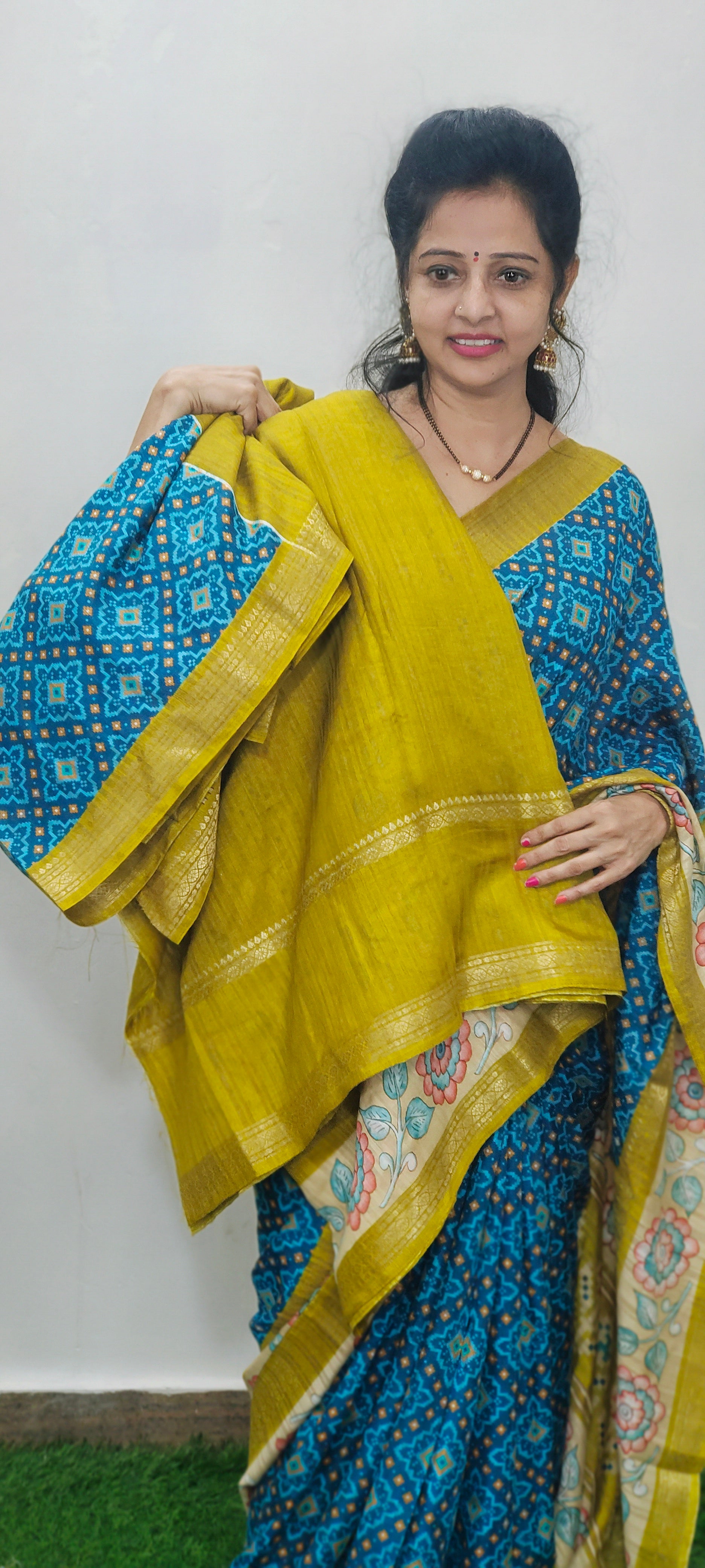 Sameera silk