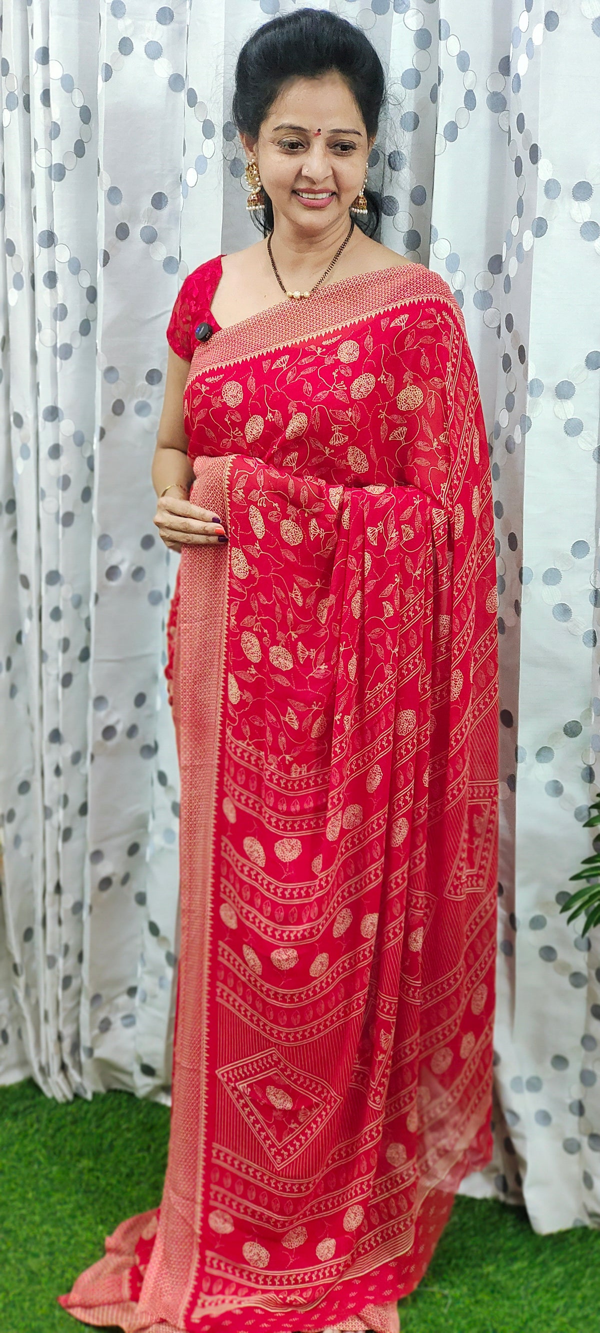 Mirchi red