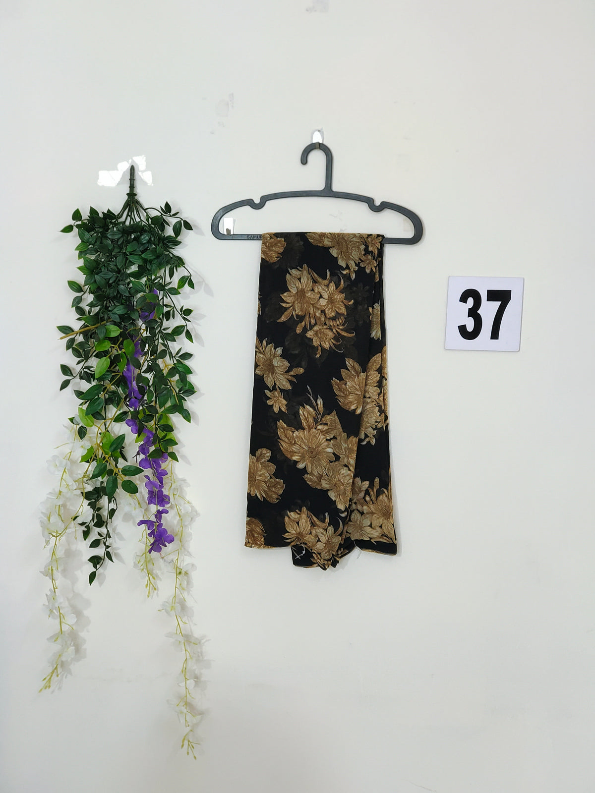 Offer sale 37