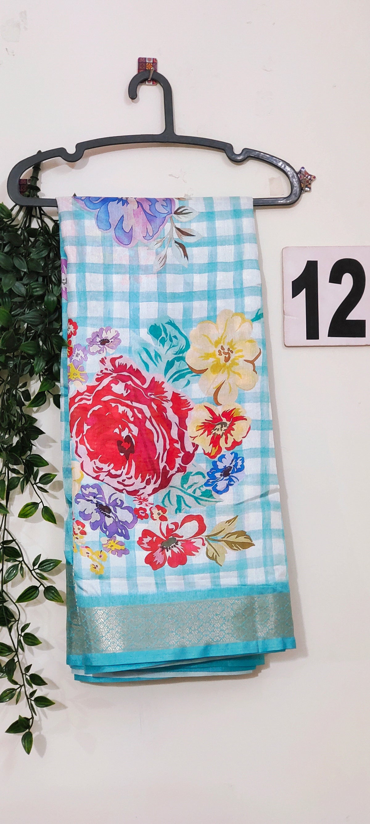 Live saree 12