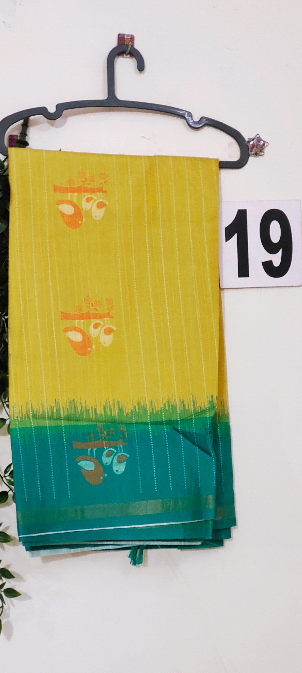 Live saree 19